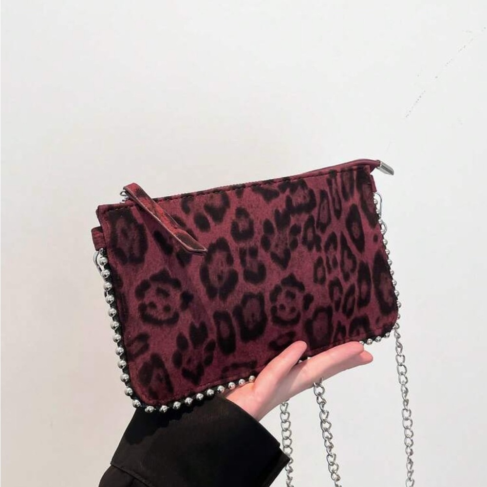 Leopard Print Chain Shoulder Bag - Picture 5 of 7